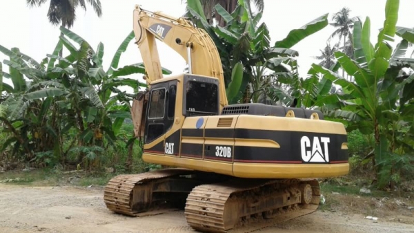CAT 320B