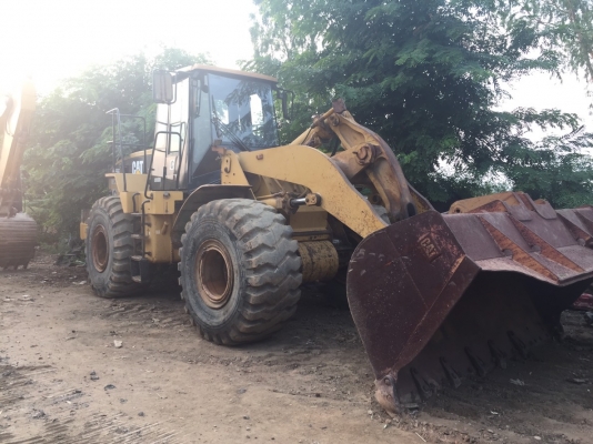 ขายรถตัก Cat966G-2 ราคา 1,350,000บาทภาพพร้อมใช้งาน ติดต่อคุณอ๊อฟ พิจิตร 086-737-9991