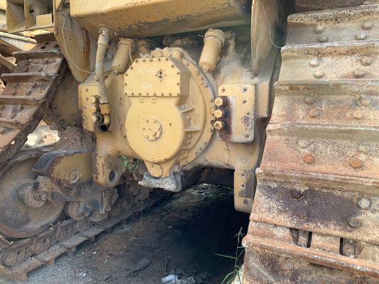 รถแทรคเตอร์ ยี่ห้อ CAT รุ่น D10N เครื่องสตาทติด ขับได้ แรงดี เครื่องดี ขายตามสภาพ