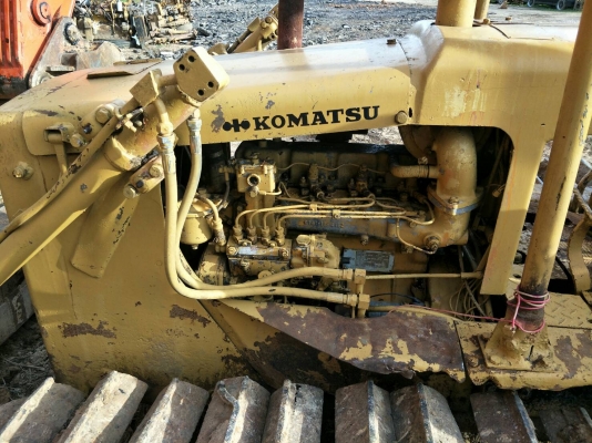 มี VDO ให้ชม.KOMATSU D20PL-3 ใบแทรคกว้าง 70 ซม.สไลด์ใบมีดได้ ราคา 99000