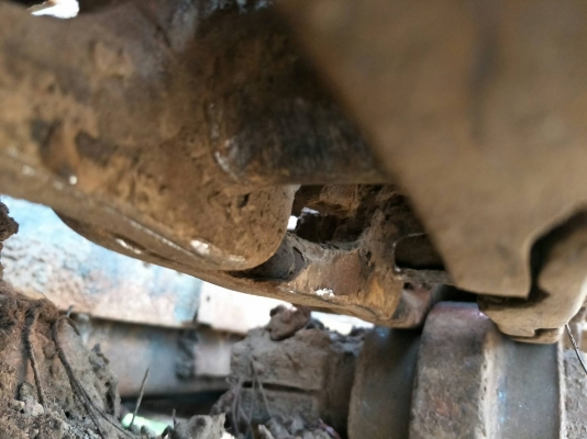 มี VDO ให้ชม.KOMATSU D20PL-3 ใบแทรคกว้าง 70 ซม.สไลด์ใบมีดได้ ราคา 99000