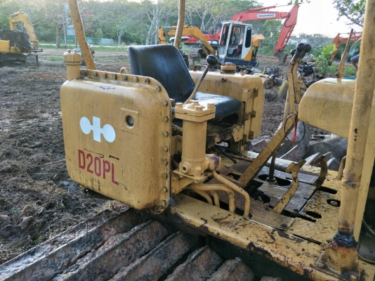 มี VDO ให้ชม.KOMATSU D20PL-3 ใบแทรคกว้าง 70 ซม.สไลด์ใบมีดได้ ราคา 99000