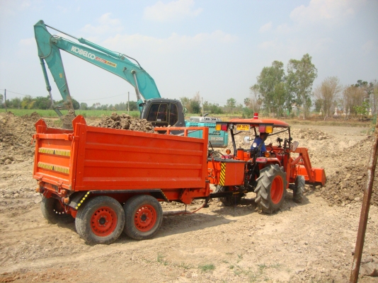 ขายด่วนเทลเลอร์พ่วงต่อแทรกเตอร์แบบดั้มได้