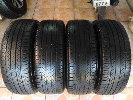 ล้อแม็ก Toyota Fortuner ขอบ 18 ยาง Michelin Latitude Tour 265 60 18 ผลิตปี 2017 ไม่มีรอย ขายถูกๆ ทั้งชุด 19,900.- เทิร์นได้ ติดตั้งฟรีค่ะ