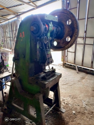 ขายเครื่องปั๊ม15ตันและ25ตัน