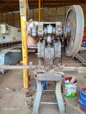 ขายเครื่องปั๊ม15ตันและ25ตัน