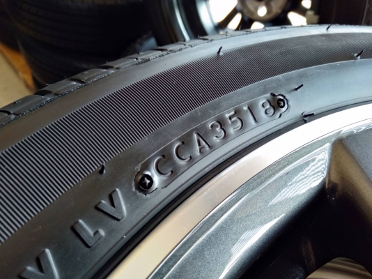 ล้อแม็กเก๋งโตโยต้า ถอดป้ายแดง ขอบ16 4รู100 พร้อมยาง