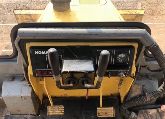 ขายรถดันดิน KOMATSU D21P-7E (4,XXX ชั่วโมง) นำเข้าเองจากญี่ปุ่น สภาพสวยพร้อมใช้ ขายรถดันดิน KOMATSU D21P-7E (4,XXX ชั่วโมง) นำเข้าเองจากญี่ปุ่น สภาพสวยพร้อมใช้