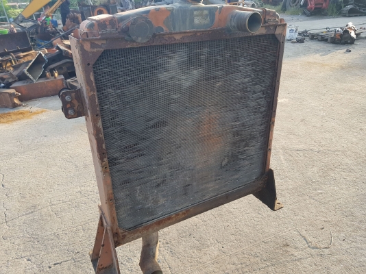 ขายหม้อน้ำทองเหลืองตัดจากรถดันดิน มือ2จากญี่ปุ่น ยี่ห้อ HITACHI เทียบเท่า D8 - D12