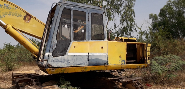 ขายตัดแยกอะไหล่แม็กโค 2 คันครับ / 1.โกเบลโก้ SK200 มาร์คทู / 2.โคมัสสุ PC200-3 สนใจโทรสอบถามได้ครับ