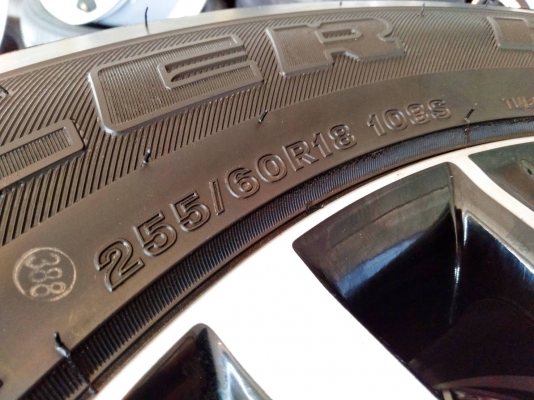 ล้อแม็กอีซูซุ สเตลท์ ถอดป้ายแดง ขอบ17 6รู139.7 พร้อมยาง