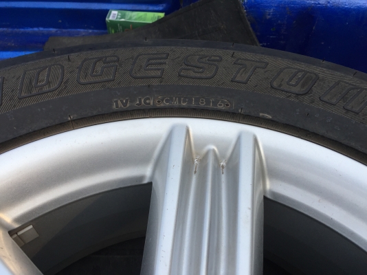 #ล้ออ่ะไหล่อีซูซุ ไม่เคยใช้งาน ขอบ18+บริสโตน255/60/18ปี16 มี1วง3300บาท โทร0879050181.จัดส่งได้ทั่วไทย