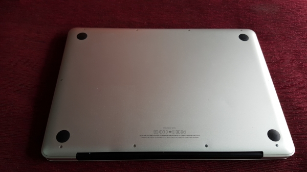 ขายMacbook Pro 13-inch (2011) 2.3GHz Core i5 RAM 4GB HDD 3200GB ใช้งานปกติ ขายถูก 12,500บาท ขายMacbook Pro 13-inch (2011) 2.3GHz Core i5 RAM 4GB HDD 3200GB ใช้งานปกติ ขายถูก 12,500บาท