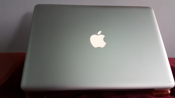 ขายMacbook Pro 13-inch (2011) 2.3GHz Core i5 RAM 4GB HDD 3200GB ใช้งานปกติ ขายถูก 12,500บาท