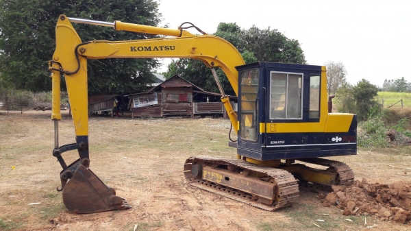 ขาย แบคโฮ KOMATSU PC60-3 สภาพดีพร้อมใช้งาน เครื่องดี ปั้มดี