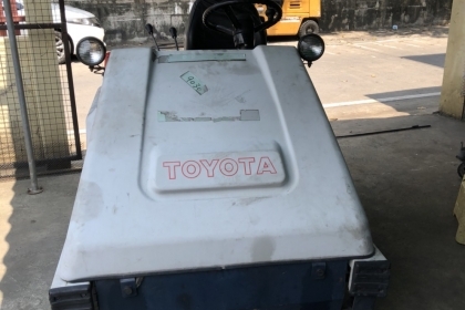 ขาย รถกวาดดูดฝุ่น TOYOTA เครื่องยนต์เบนซิล เก่าญี่ปุ่น เครื่องยนต์ สภาพพร้อมใช้งาน ราคา 65,000