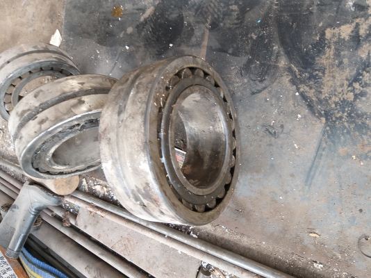 ขายลูกปืนปากโม่ปาก40No 23240