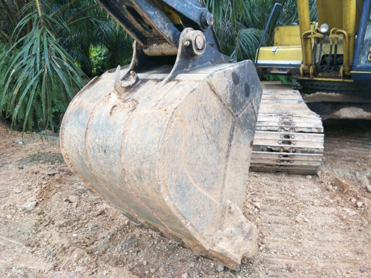 มี VDO ให้ชม. KOBELCO SK200-/// เอกสารอินวอย ระบบไฟตัด ราคา 580000