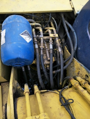 มี VDO ให้ชม. KOBELCO SK200-/// เอกสารอินวอย ระบบไฟตัด ราคา 580000
