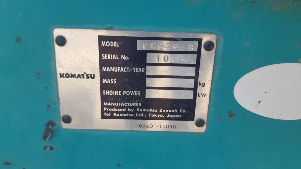 ขาย 335,000 KOMATSU pc 27R-8 พร้อมหัวเจาะรุ่นใหม่ถอดแกรนเจาะออกตักดินได้เลย สภาพเก่านอก เครื่องดี ปั้มแรง เอวแน่น ช่วงล่างสวย รถสวยระดับนางฟ้า สภาพพร้อมใช้งานมาก รถอยู่ ขอนแก่น 090-772-3710 090-772-3708