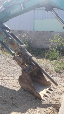 ขาย 335,000 KOMATSU pc 27R-8 พร้อมหัวเจาะรุ่นใหม่ถอดแกรนเจาะออกตักดินได้เลย สภาพเก่านอก เครื่องดี ปั้มแรง เอวแน่น ช่วงล่างสวย รถสวยระดับนางฟ้า สภาพพร้อมใช้งานมาก รถอยู่ ขอนแก่น 090-772-3710 090-772-3708