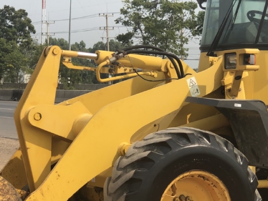 ขายรถตักล้อยาง KOMATSU WA100-3 นำเข้าเองจากญี่ปุ่น สภาพสวยพร้อมใช้