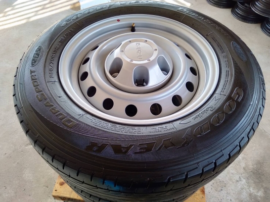 ล้อกระทะอีซูซุ ถอดป้ายแดง ขอบ15 6รู139.7 พร้อมยาง\%กู้ดเยียร์ สวยๆ ชุด 4ล้อ