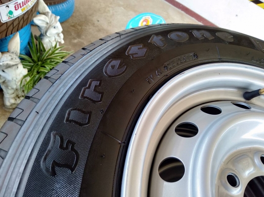 ล้อกระทะอีซูซุ ถอดป้ายแดง ขอบ15 6รู139.7 พร้อมยาง\% ไฟร์สโตน สวยๆ ชุด 4ล้อ ล้อกระทะอีซูซุ ถอดป้ายแดง ขอบ15 6รู139.7 พร้อมยาง\% ไฟร์สโตน สวยๆ ชุด 4ล้อ