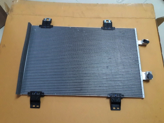 ขายแผงแอร์เปล่า Mazda2 Skyactiv ของใหม่แท้