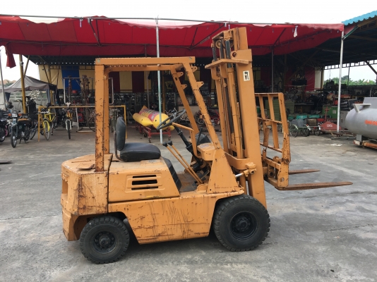 ขายครับ รถ ฟอคลิฟท์ KOMATSU ขนาด 1.5 ตัน เก่าญี่ปุ่น เครื่องยนต์ เบนซิน 4 P