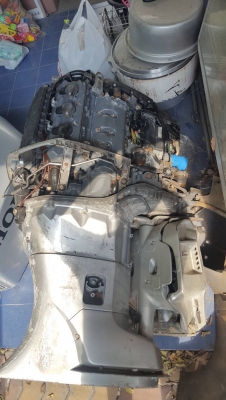 ขายเครื่องยนต์เรือ honda 225 vtec ขายเครื่องยนต์เรือ honda 225 vtec