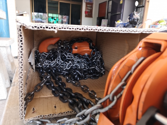 ขายรอกญี่ปุ่นสภาพใหม่ ยี่ห้อ VITAL รุ่น VP5.รับน้ำหนัก 3 ตัน