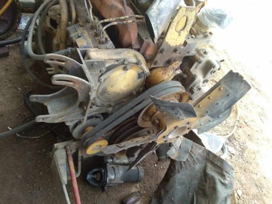 ขายเครื่อง CAT-3304 ใส่ได้หลายรุ่นครับขายไม่แพง