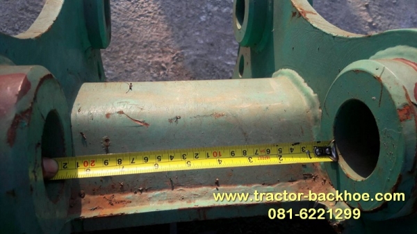 ขาย บุ้งกี๋ สำหรับรถขุด แบคโฮ PC 100, 120, 200 แกนสลัก 60 มิล ของใหม่ นำเข้า