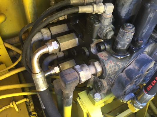 Sk200-6 YN09 เก่านอก เอกสารใบอินวอย์ เครื่องเดิม ปั้มเดิม รถพร้อมใช้งาน สนใจติดต่อได้ที่ 0802719535 คุณเบียร์