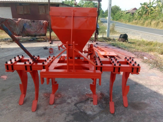 ขายริปเปอร์พร้อมถังฝังปุ๋ยติดมอเตอร์