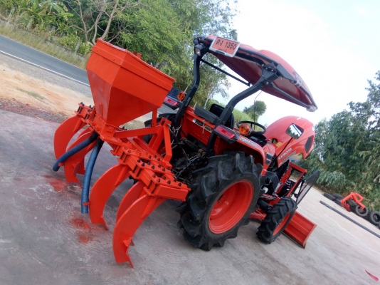 ขายริปเปอร์พร้อมถังฝังปุ๋ยติดมอเตอร์ ขายริปเปอร์พร้อมถังฝังปุ๋ยติดมอเตอร์