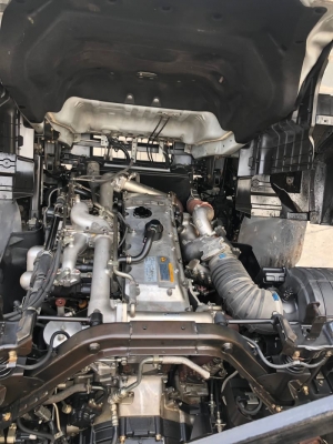 Isuzu 360 แรง ปี 56 สิบล้อหัวลาก ไมล์ 182,xxx รถสวยเดิม เครื่องเกียร์เดิมดี ยางเต็ม ภายในสวย ทะเบียน