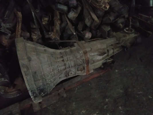 ขายเกียร์ธรรมดาเครื่องนิสสัน RD28 ขายเกียร์ธรรมดาเครื่องนิสสัน RD28