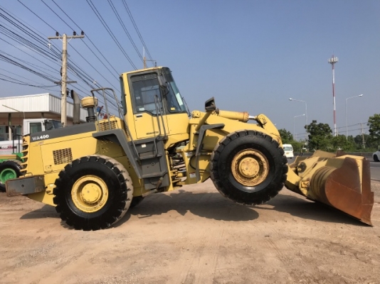 ขายรถตักล้อยาง KOMATSU WA400-3 นำเข้าเองจากญี่ปุ่น สภาพสวยพร้อมใช้ มีVDOการทำงานครับ