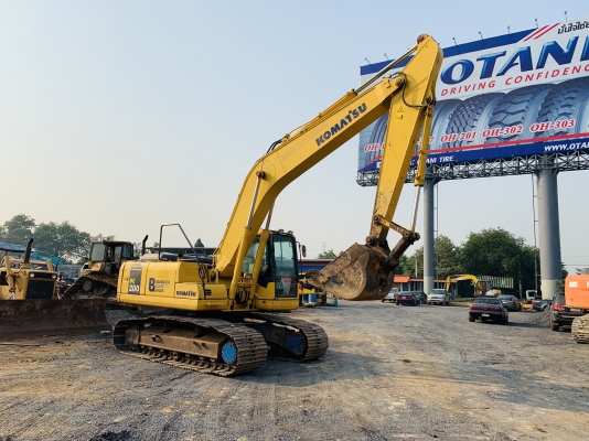 ขาย KOMATSU PC200-7 รถใช้งาน 11,500ชม. รถสวย ช่วงล่างเต็ม พร้อมใช้งานครับ