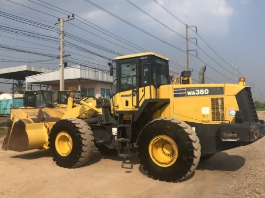ขายรถตักล้อยาง KOMATSU WA380-5 นำเข้าเองจากญี่ปุ่น สภาพสวยพร้อมใช้ มีVDOการทำงานครับ