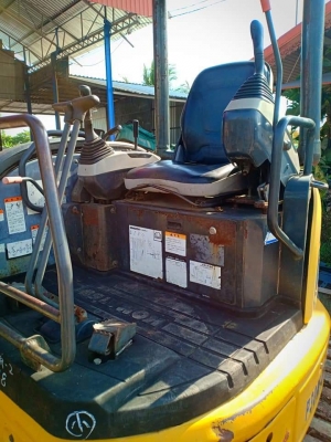 ขายจ้า..KOMATSU PC30MR-2 เก่านอกแท้  เดิมๆๆ มีลายแย๊ก  ใช้งานมาแค่ 2,xxx ชั่วโมง พร้อมใช้ โทร 089-3818694 จ๊อย