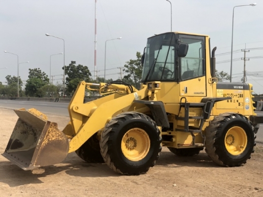 ขายรถตักล้อยาง KOMATSU WA100-3 นำเข้าเองจากญี่ปุ่น สภาพสวยพร้อมใช้ มีVDOการทำงานครับ
