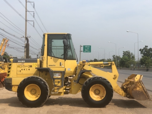 ขายรถตักล้อยาง KOMATSU WA100-3 นำเข้าเองจากญี่ปุ่น สภาพสวยพร้อมใช้ มีVDOการทำงานครับ