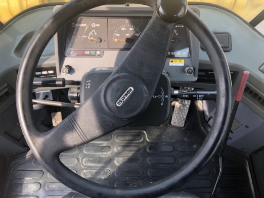 ขายรถตักล้อยาง KOMATSU WA100-3 นำเข้าเองจากญี่ปุ่น สภาพสวยพร้อมใช้ มีVDOการทำงานครับ