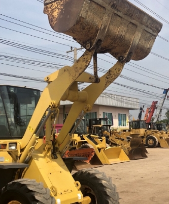 ขายรถตักล้อยาง KOMATSU WA100-3 นำเข้าเองจากญี่ปุ่น สภาพสวยพร้อมใช้ มีVDOการทำงานครับ