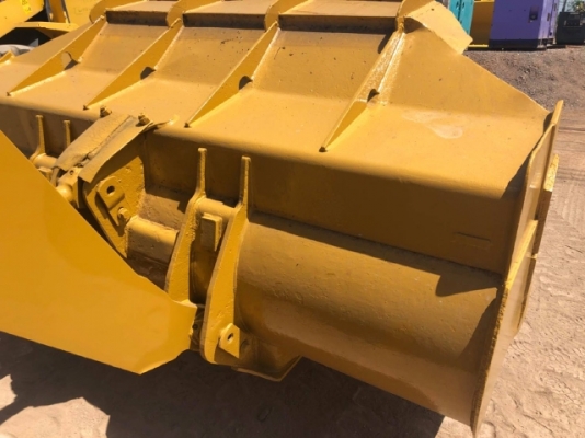 ขายรถตักล้อยาง CAT 936E นำเข้าเองจากญี่ปุ่น สภาพสวยพร้อมใช้ มีVDOการทำงานครับ