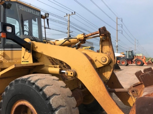 ขายรถตักล้อยาง CAT 938F นำเข้าเองจากญี่ปุ่น สภาพสวยพร้อมใช้ มีVDOการทำงานครับ