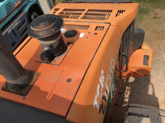 ขายรถตักล้อยาง HITACHI ZW310-A นำเข้าเองจากญี่ปุ่น สภาพสวยพร้อมใช้ มีVDOการทำงานครับ